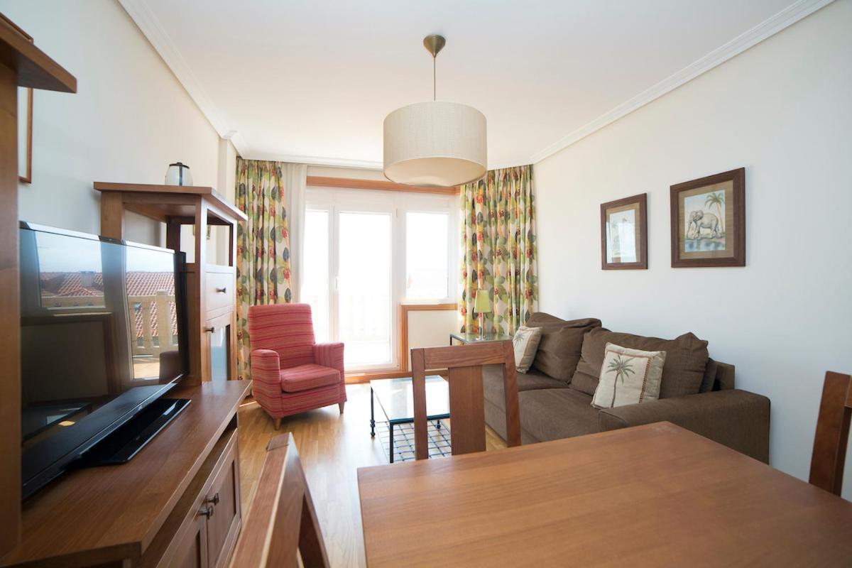 Apartamentos Ria De Bayona バイヨーナ エクステリア 写真