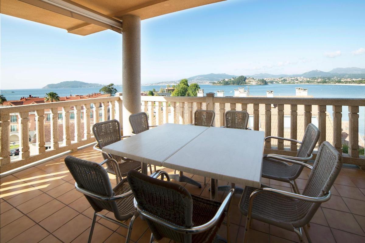 Apartamentos Ria De Bayona バイヨーナ エクステリア 写真