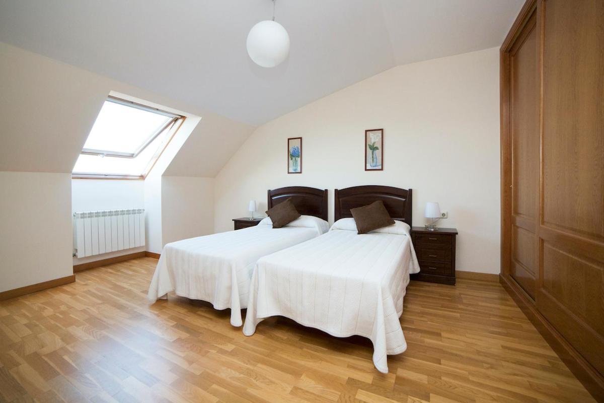 Apartamentos Ria De Bayona バイヨーナ エクステリア 写真