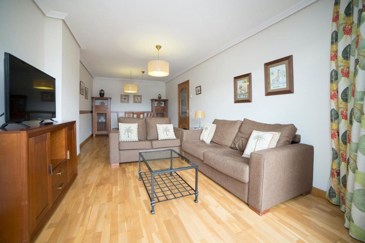 Apartamentos Ria De Bayona バイヨーナ エクステリア 写真